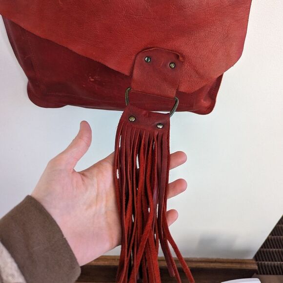 Lisa Leonard your heart in mine boho red leather crossbody bag {deep ruby} - Picture 9 of 9